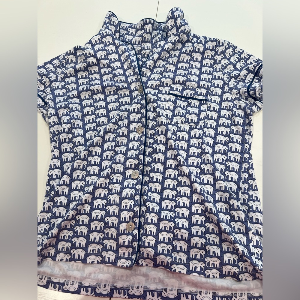 Roller rabbit blue elephants top